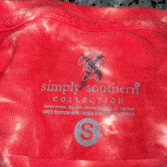 Simply Southern Collection Red and Black Tie Dye Turtle Graphic Long Sleeve - Picture 6 of 6